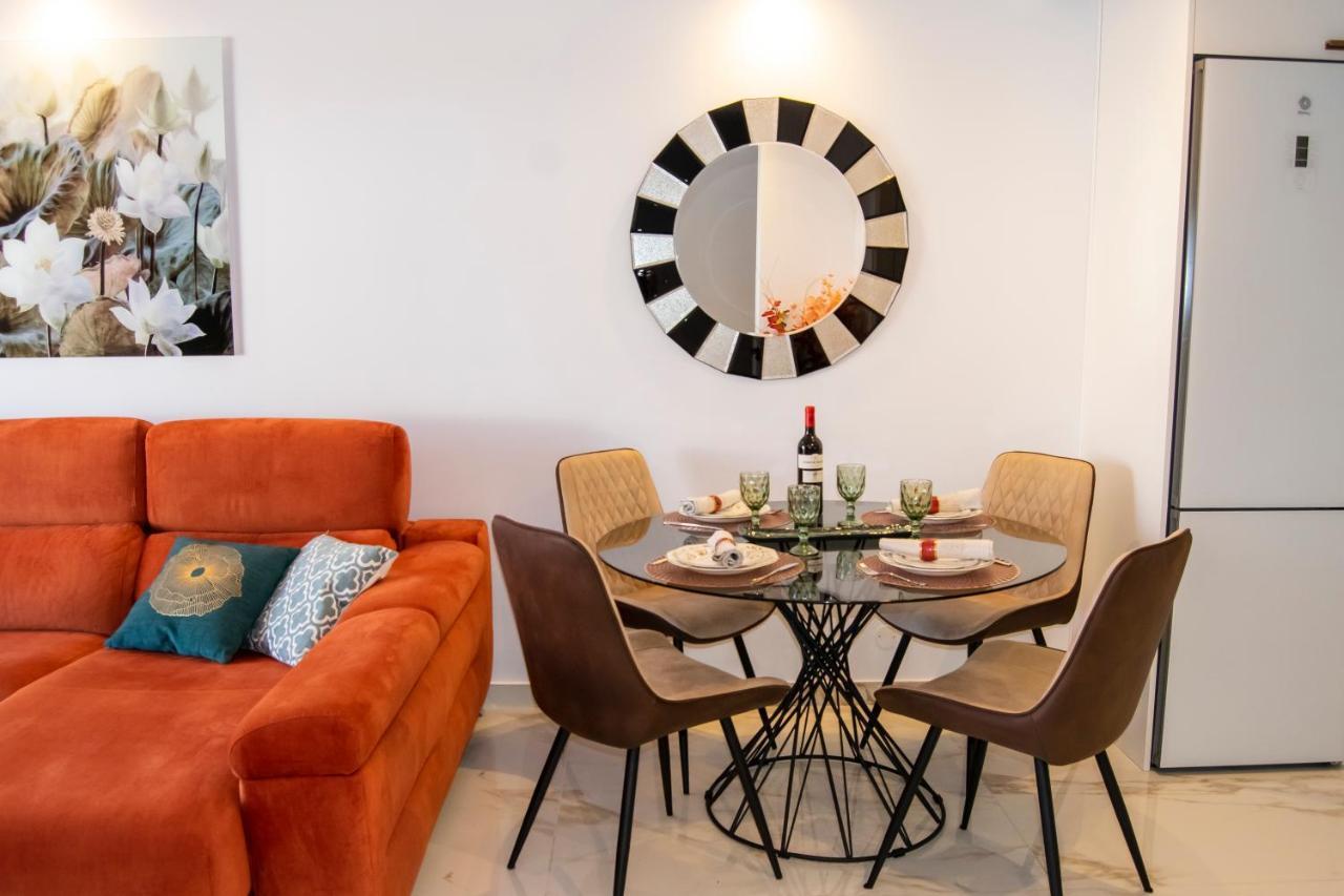 Parque Santiago I Stunning Brand New 2 Bedroom Playa De Americas * Playa de las Americas (Tenerife)