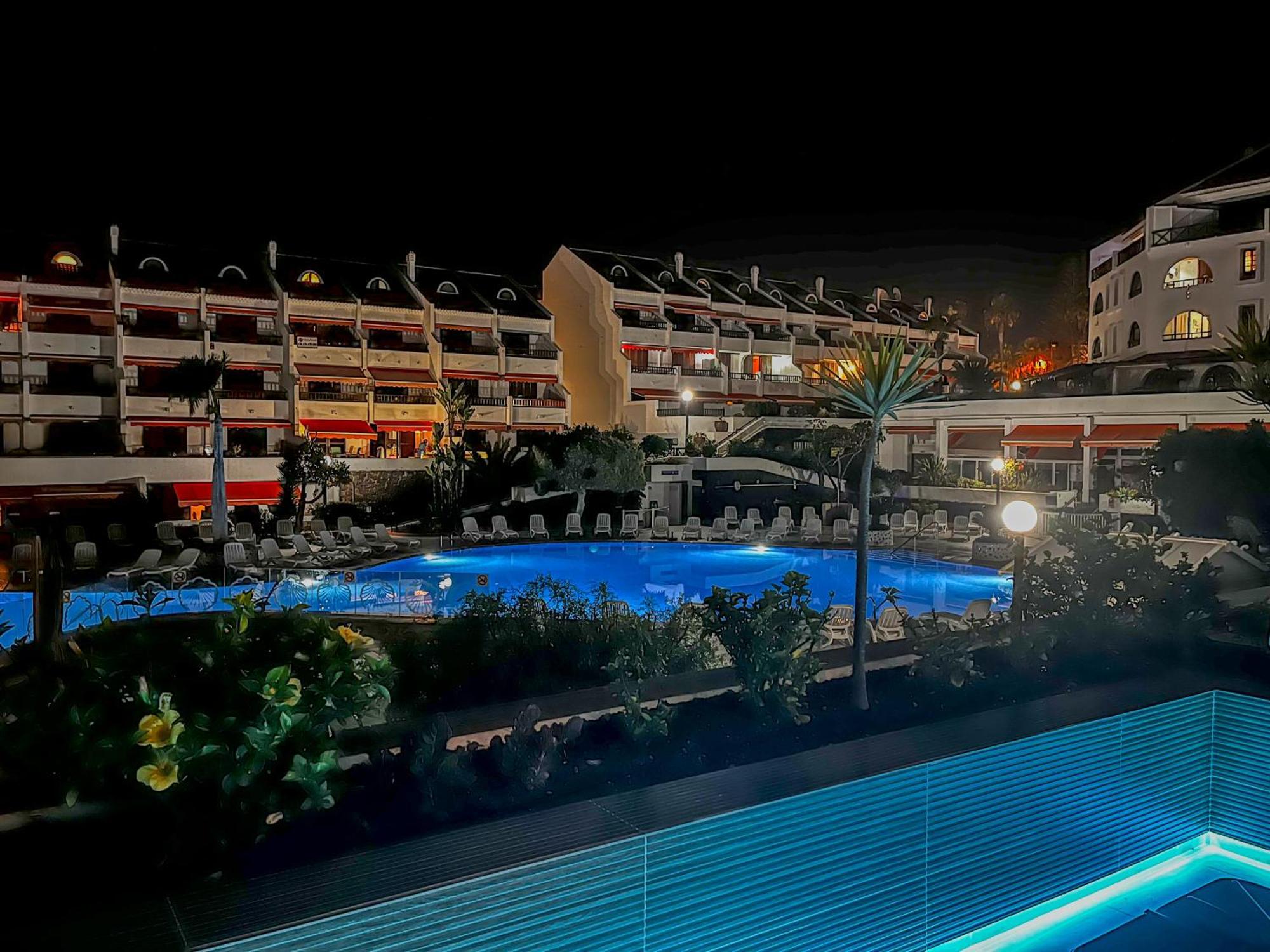 Parque Santiago I Stunning Brand New 2 Bedroom Playa De Americas * Playa de las Americas (Tenerife)
